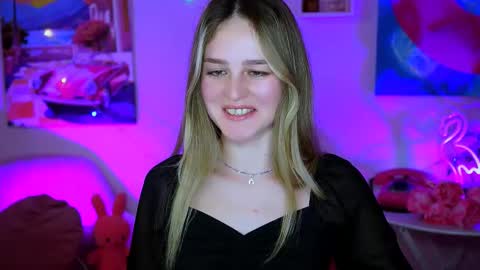 Snapshot of deboralarson chatting on February 11, 6:30 am Debora online show from February 11, 6:30 am