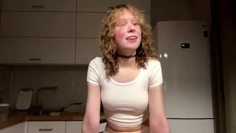 Hello My name is Sarah im new model here and little but shy. online show from January 7, 5:15 pm