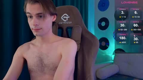 Samuel online show from April 10, 10:14 pm