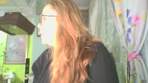 deea1805 online show from January 12, 5:18 pm