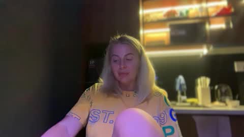 deean12 online show from February 20, 5:13 pm