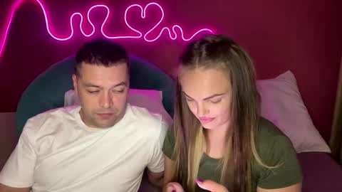 Snapshot of deeplookscouple chatting on September 21, 1:35 pm deeplookscouple online show from September 21, 1:35 pm