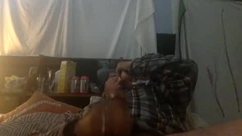 Snapshot of deepthroatroadtrip chatting on December 2, 4:31 am BIONIC THROAT online show from December 2, 4:31 am