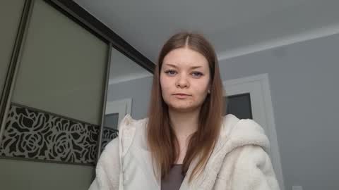 Snapshot of deettabinker chatting on February 26, 11:42 am Camila online show from February 26, 11:42 am