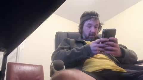 Snapshot of deeznutz343 chatting on December 7, 1:25 am Deez Nutz online show from December 7, 1:25 am