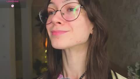 Snapshot of defeded_lovee chatting on January 15, 7:28 pm Amy online show from January 15, 7:28 pm