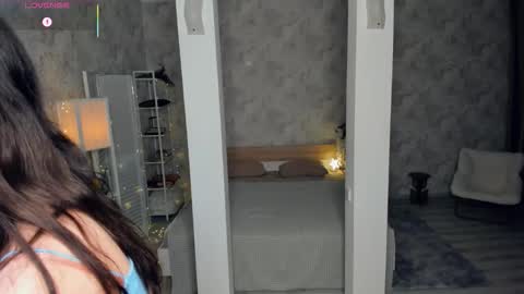 Snapshot of defeded_lovee chatting on February 12, 7:53 pm Amy online show from February 12, 7:53 pm