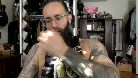 Snapshot of deftones217 chatting on February 28, 6:52 pm Jack online show from February 28, 6:52 pm