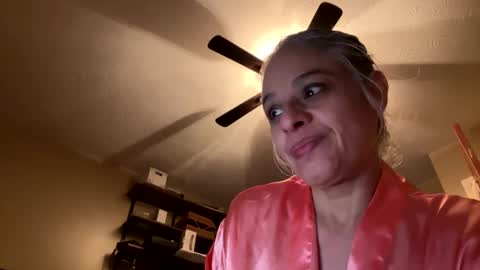 Snapshot of degeneratesaint chatting on February 23, 7:44 am Tori online show from February 23, 7:44 am