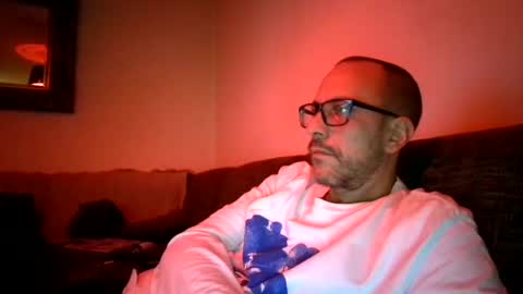 Snapshot of degrandis chatting on November 9, 5:55 pm Luka Magic online show from November 9, 5:55 pm