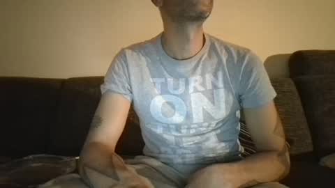 Snapshot of degrandis chatting on November 16, 5:29 pm Luka Magic online show from November 16, 5:29 pm