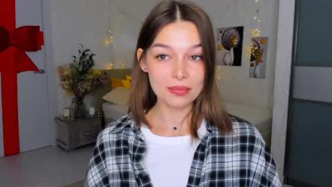 DegreeOfSincerity online show from February 4, 1:13 am