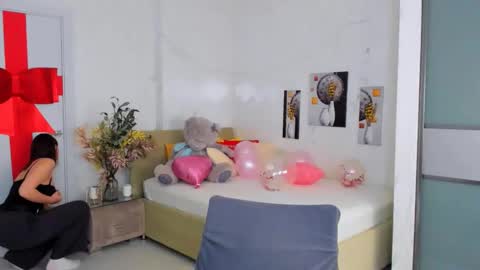 DegreeOfSincerity online show from February 13, 7:35 am