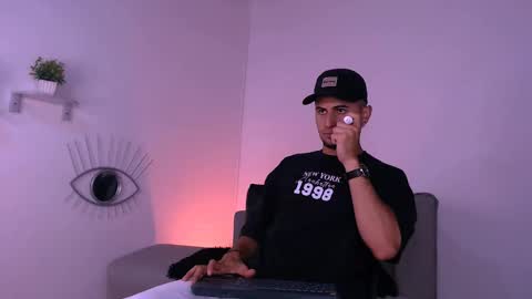  DEIVY  online show from February 23, 11:36 pm