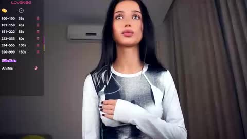 Snapshot of delanakimbral chatting on November 2, 2:08 pm Hello everyone Im Tessa Make yourself comfortable. Were going to have fun together online show from November 2, 2:08 pm