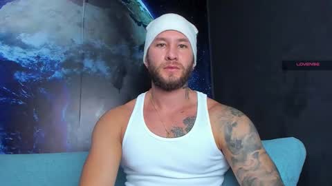 Delessandro online show from February 4, 11:09 pm