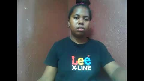 Snapshot of deliah712909 chatting on January 5, 10:43 am deliah712909 online show from January 5, 10:43 am