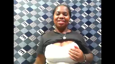 Snapshot of deliah712909 chatting on November 1, 5:26 pm deliah712909 online show from November 1, 5:26 pm