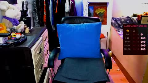 Delicacat online show from January 31, 11:35 pm