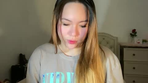 iyalicious online show from February 24, 9:31 pm