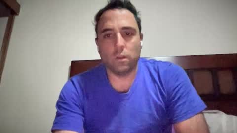 Snapshot of deliciousdick1983 chatting on November 18, 11:36 am deliciousdick1983 online show from November 18, 11:36 am