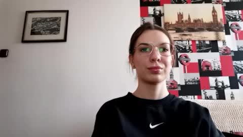 Snapshot of delightaurora chatting on January 16, 10:42 am Aurora online show from January 16, 10:42 am