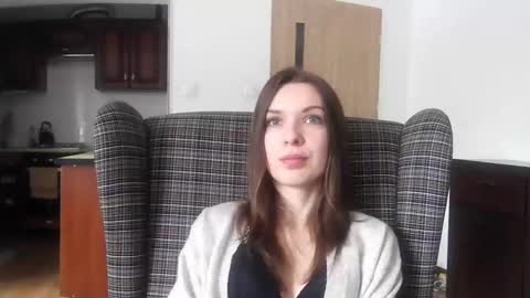 Snapshot of delightaurora chatting on February 6, 11:21 am Aurora online show from February 6, 11:21 am