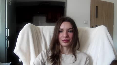 Snapshot of delightaurora chatting on February 24, 10:37 am Aurora online show from February 24, 10:37 am