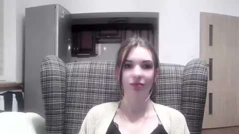 Snapshot of delightaurora chatting on March 5, 5:50 pm Aurora online show from March 5, 5:50 pm