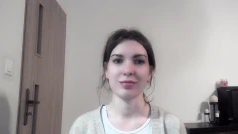 Snapshot of delightaurora chatting on March 12, 6:33 pm Aurora online show from March 12, 6:33 pm