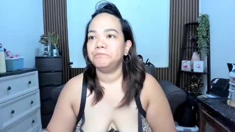 delightfulcurvy online show from October 12, 9:47 pm