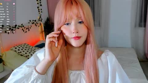 Delilah or Laila online show from September 15, 10:32 pm