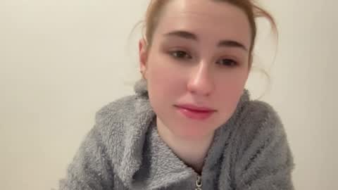 Snapshot of deliverysmile chatting on December 10, 5:28 am Delivery online show from December 10, 5:28 am