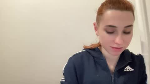 Snapshot of deliverysmile chatting on January 2, 2:33 am Delivery online show from January 2, 2:33 am