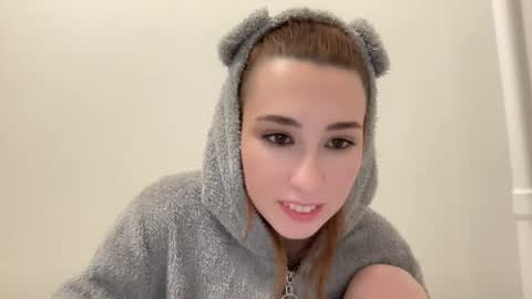 Snapshot of deliverysmile chatting on January 21, 11:02 pm Delivery online show from January 21, 11:02 pm