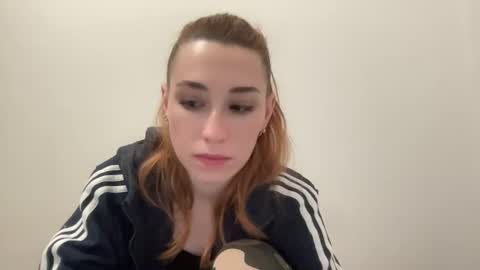 Snapshot of deliverysmile chatting on January 29, 1:05 am Delivery online show from January 29, 1:05 am