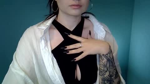 Snapshot of dellacrush_ chatting on February 20, 5:40 pm dellacrush_ online show from February 20, 5:40 pm