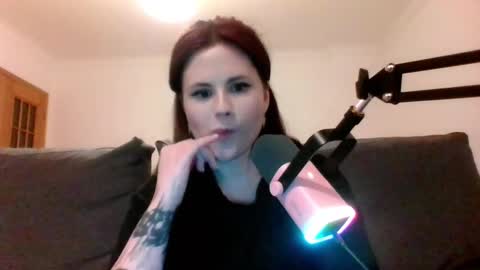 Snapshot of dellacrush_ chatting on March 2, 7:12 pm dellacrush_ online show from March 2, 7:12 pm