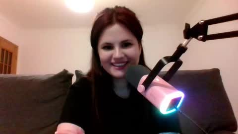 Snapshot of dellacrush_ chatting on March 2, 10:16 pm dellacrush_ online show from March 2, 10:16 pm