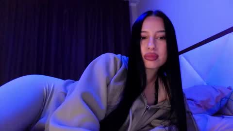 delly_love online show from October 30, 9:04 pm