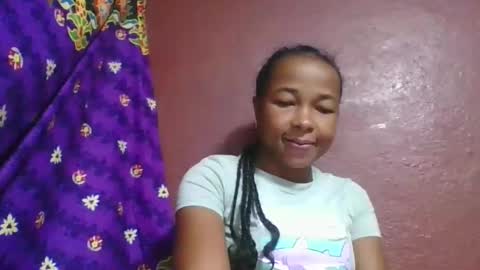 Snapshot of delphin774164 chatting on February 5, 7:13 am delphin774164 online show from February 5, 7:13 am