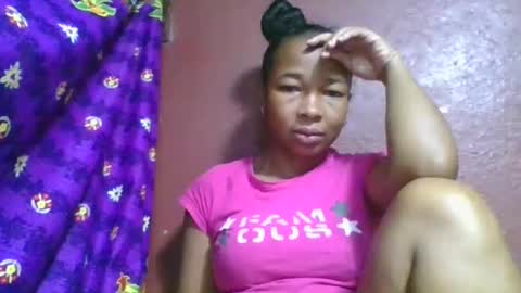 Snapshot of delphin774164 chatting on February 11, 3:33 am delphin774164 online show from February 11, 3:33 am