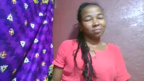 Snapshot of delphin774164 chatting on February 13, 6:37 pm delphin774164 online show from February 13, 6:37 pm