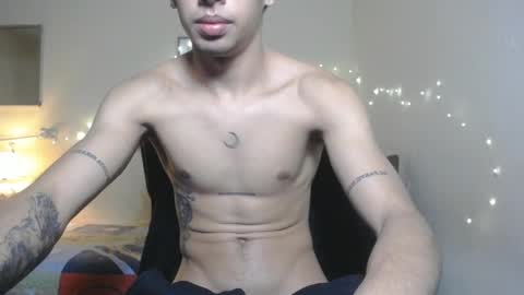 Snapshot of demeter_salviati chatting on January 20, 4:21 am Demeter Salviati online show from January 20, 4:21 am