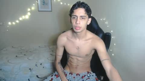 Snapshot of demeter_salviati chatting on February 15, 3:42 am Demeter Salviati online show from February 15, 3:42 am