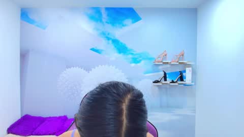 DEMI online show from September 18, 1:24 pm