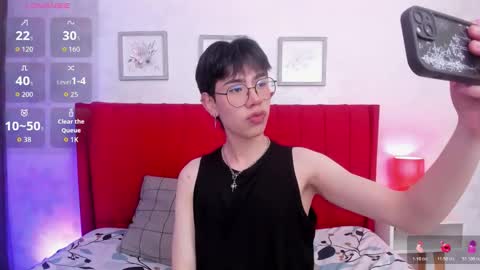 Snapshot of demian_hush chatting on March 4, 3:01 am demian_hush online show from March 4, 3:01 am