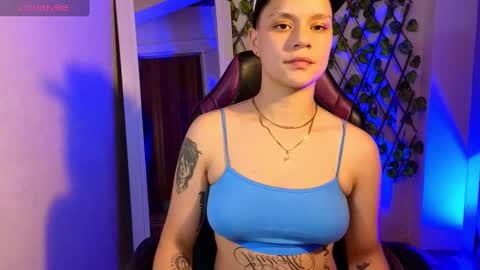 Snapshot of demimoore222 chatting on March 7, 1:53 am DEMI online show from March 7, 1:53 am