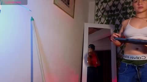 Snapshot of demimoore222 chatting on March 8, 5:07 am DEMI online show from March 8, 5:07 am