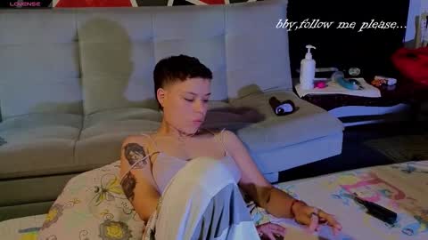 Snapshot of demimoore222 chatting on October 18, 2:07 pm DEMI online show from October 18, 2:07 pm